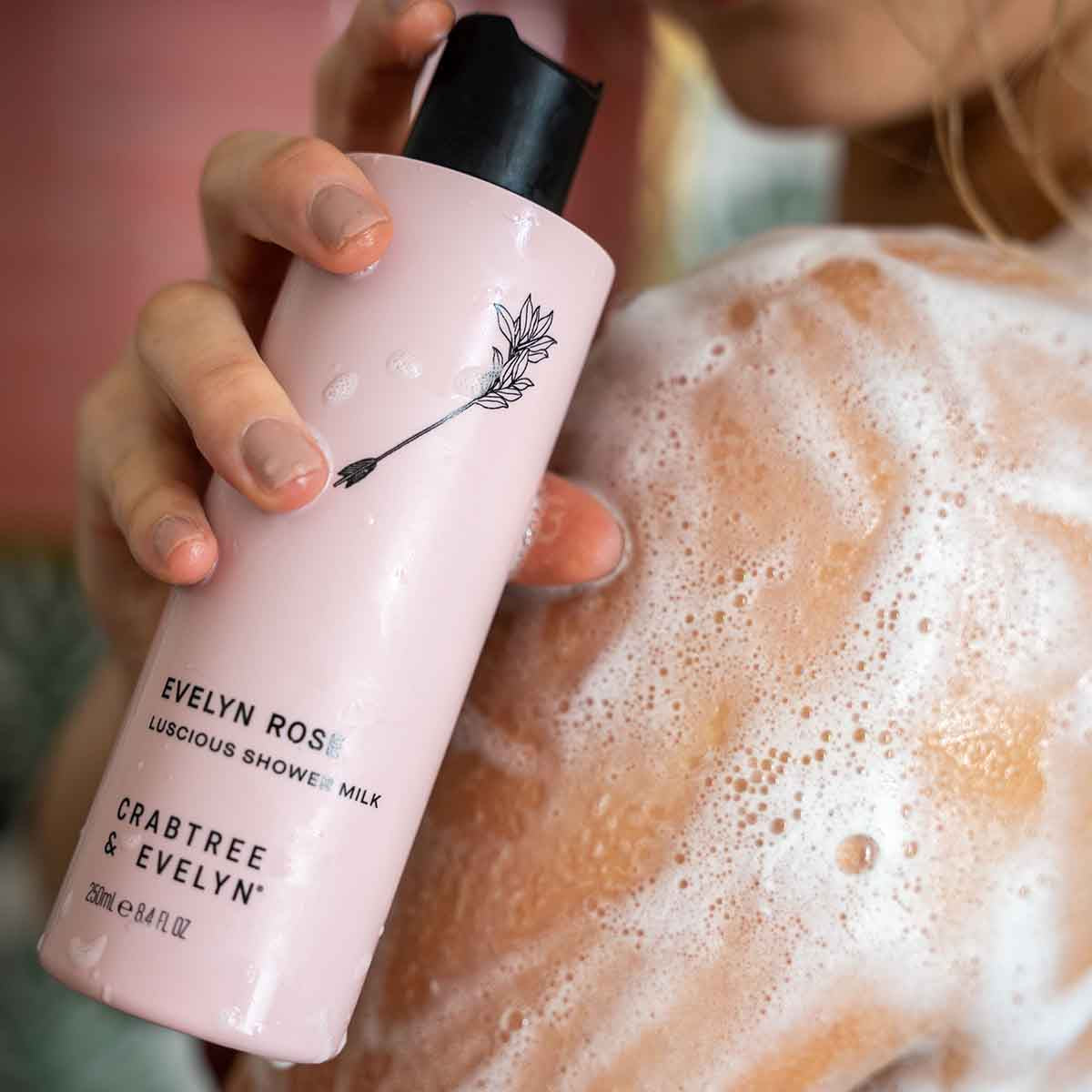 Evelyn rose-Luscious Shower Milk - 250ml